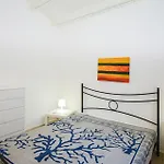 Hébergement de vacances Cozy In Caucana With House A Panoramic View Punta Secca
